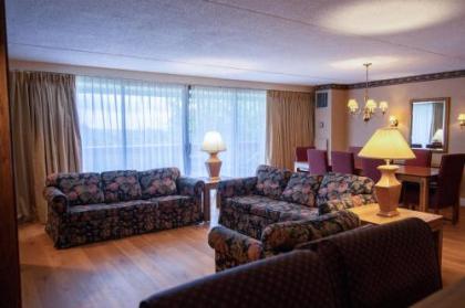 Mountain Laurel Resort - image 18