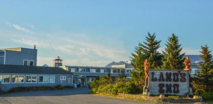 Land's End Resort - image 6