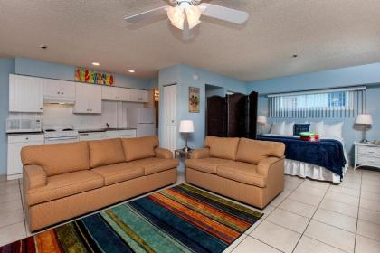 Silver Surf Gulf Beach Resort - image 14