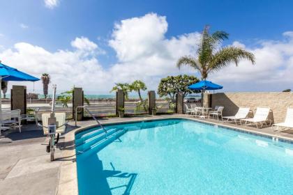 Capistrano SurfSide Inn - image 2