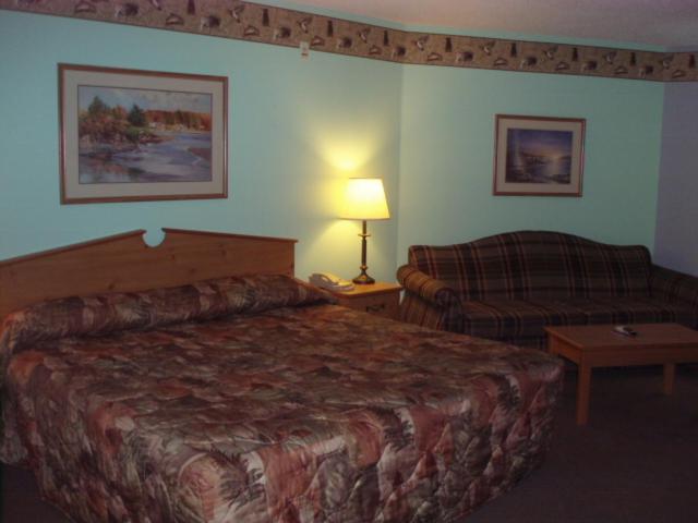 Oveson's Pelican Lake Resort and Inn - image 2