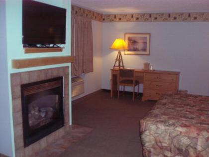 Oveson's Pelican Lake Resort and Inn - image 4