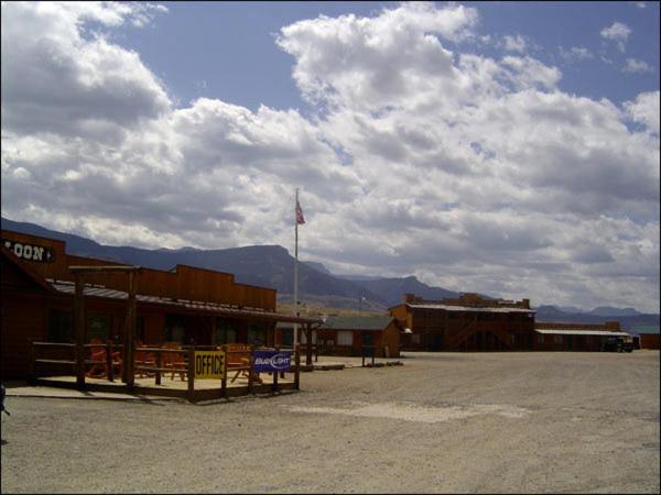 Yellowstone Valley Inn - image 3