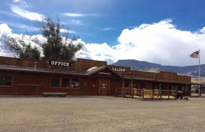 Yellowstone Valley Inn - image 8