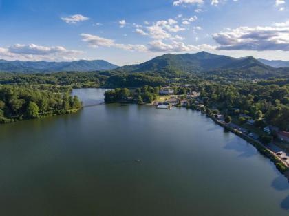 The Terrace at Lake Junaluska - image 2