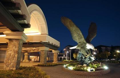 Seven Feathers Casino Resort - image 9