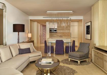 The St Regis Bal Harbour Resort - image 20