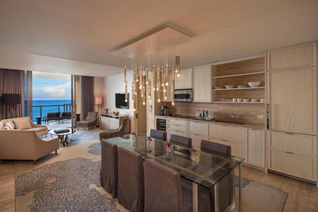 The St Regis Bal Harbour Resort - image 3