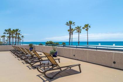 Southern California Beach Club - image 1