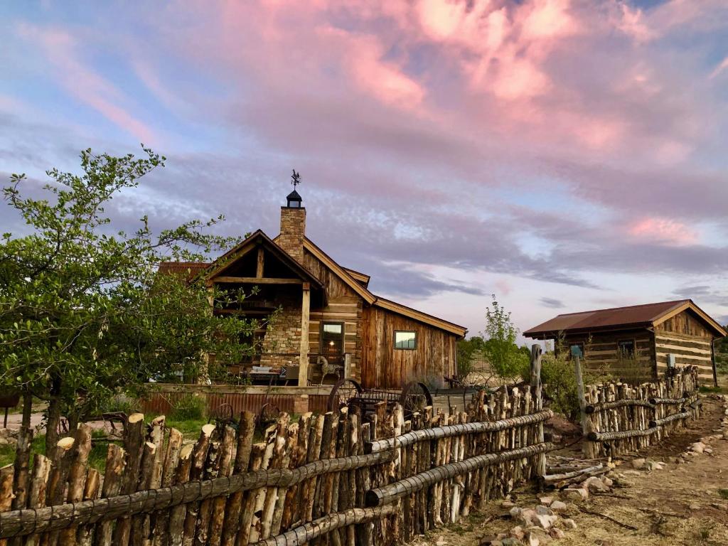 Canyon Of The Ancients Guest Ranch - image 6