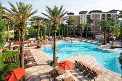 Floridays Orlando Two & Three Bed Rooms Condo Resort - image 17