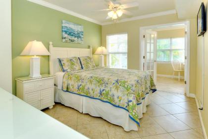 Barefoot Beach Resort - image 10