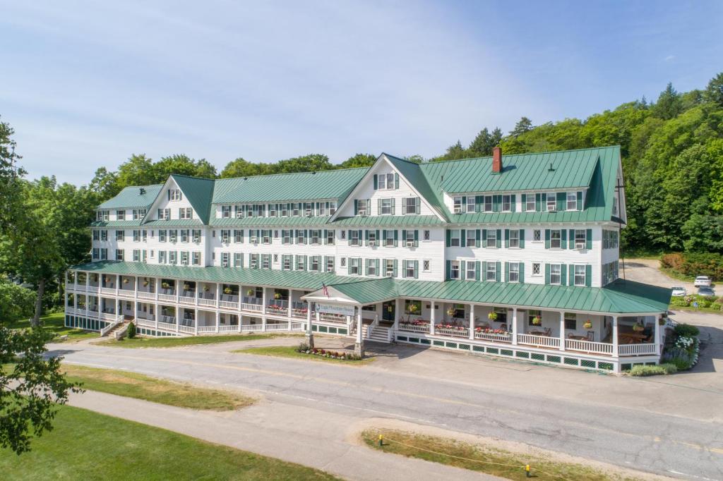 Eagle Mountain House and Golf Club - image 6