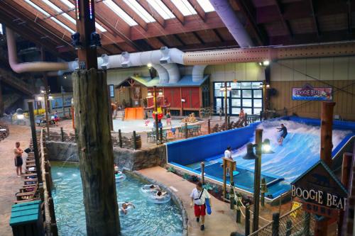 Six Flags Great Escape Lodge & Indoor Waterpark - main image