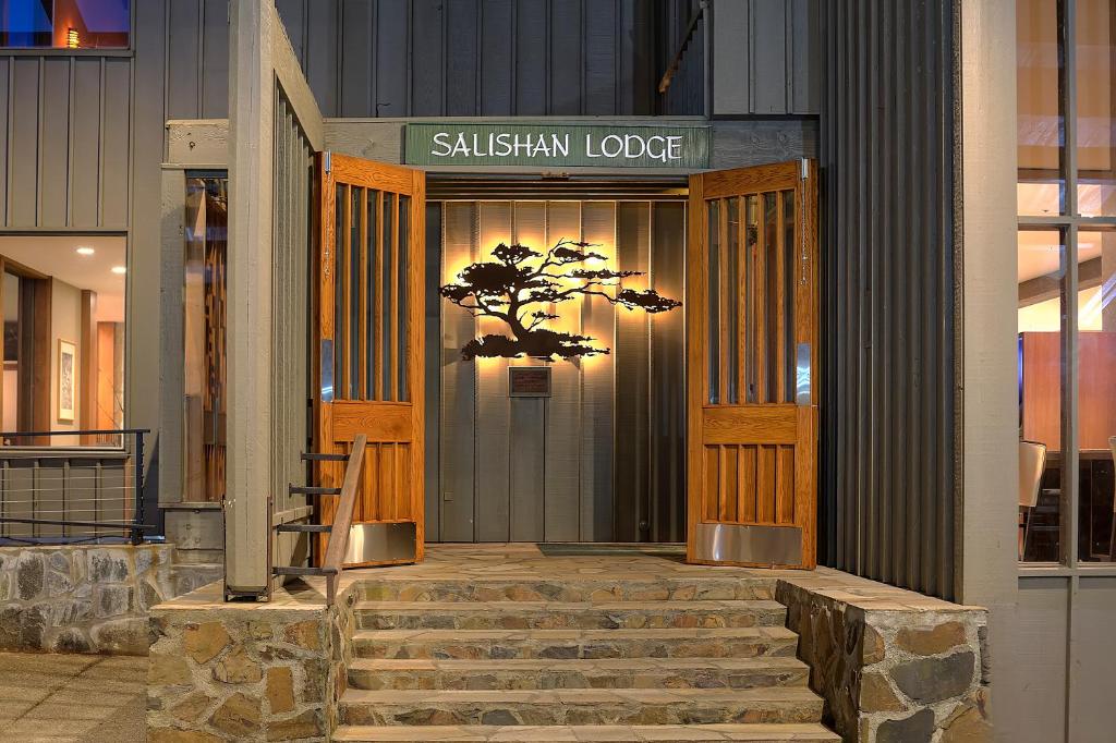 Salishan Coastal Lodge - image 2