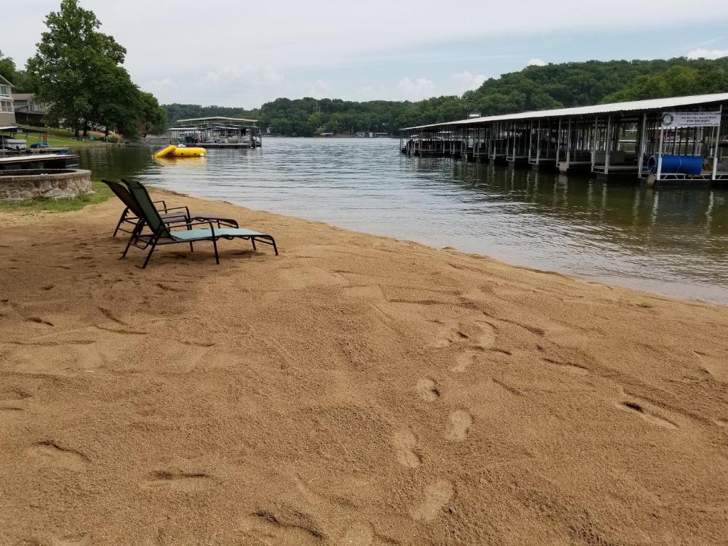 Ozark Village Resort & Marina - image 6