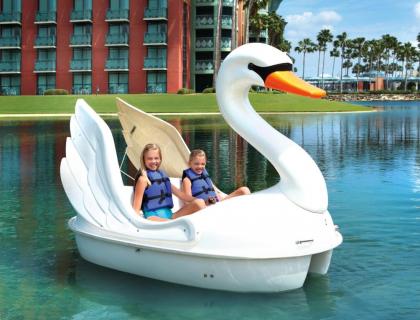 Walt Disney World Swan - image 8