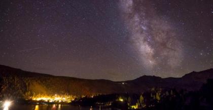 June Lake Motel - image 4