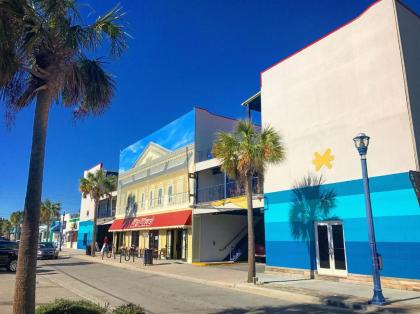 Sea and Breeze Hotel and Condo - image 10