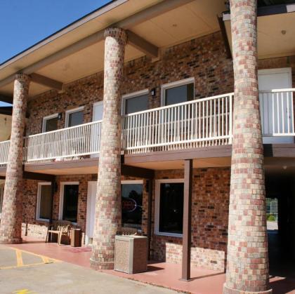 Columbia Lakes Hotel - image 6