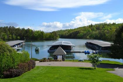 Boundary Waters Resort & Marina - image 9