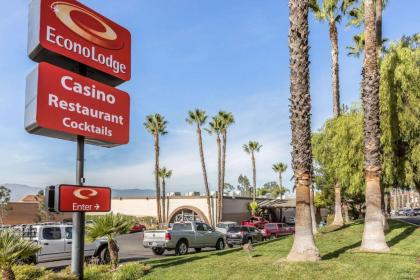 Econo Lodge Lake Elsinore Casino - image 8