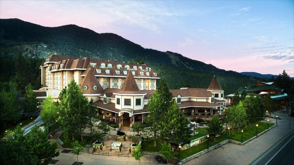 Lake Tahoe Resort Hotel - main image