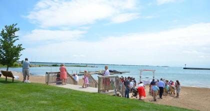 Tawas Bay Beach Resort - image 18