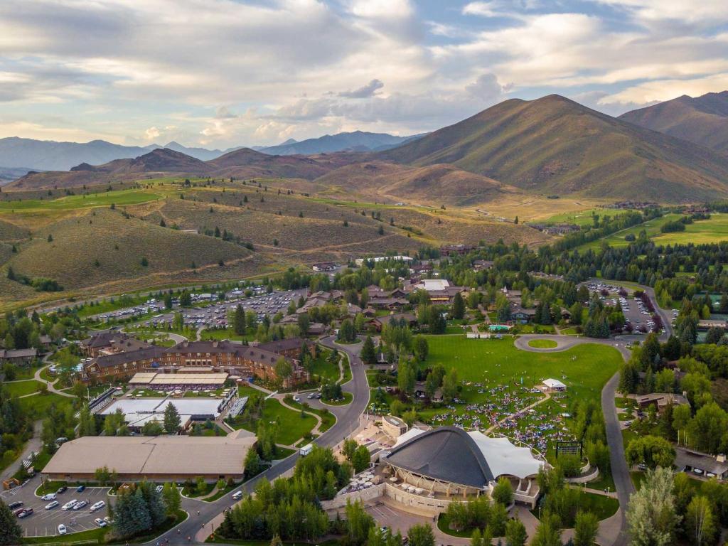 Sun Valley Resort - main image