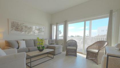 Sea Crest - image 1