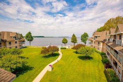 Westwood Shores Waterfront Resort - image 19