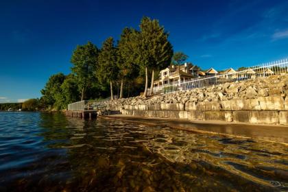 Westwood Shores Waterfront Resort - image 8