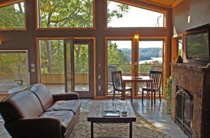 Beaver Lakefront Cabins - Couples Only Getaways - image 16