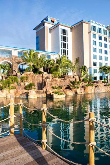 Universal's Loews Sapphire Falls Resort - image 12