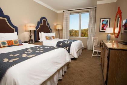 Dollywood's DreamMore Resort and Spa - image 6