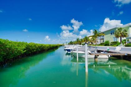 Angler's Reef Resort - image 9