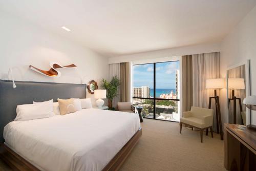 Hyatt Centric Waikiki Beach - image 7