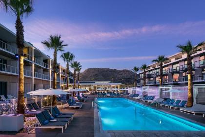 Mountain Shadows Resort Scottsdale - image 1