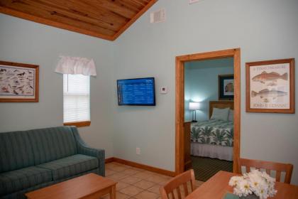 Pelican Bay Resort - image 6