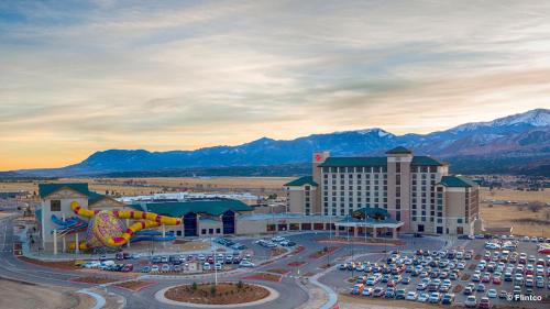 Great Wolf Lodge Colorado Springs - image 2