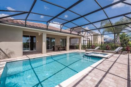 Stylish Home with Water Park Access near Disney - 7497M - image 5