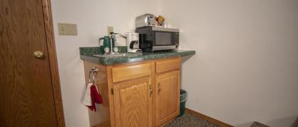 Ridges Inn & Suites - image 11