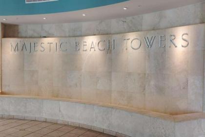 Three Bedroom Majestic Beach Resort Tower 2 1109 - image 15