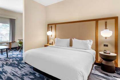 Fairfield Inn & Suites by Marriott Helen - image 6