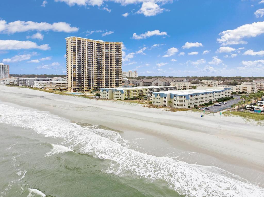 Beach Vacation Condos - main image