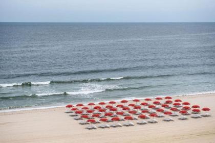 Wave Resort - image 16