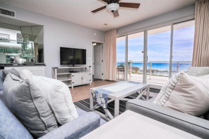 Sterling Sands Beach Resort by Panhandle Getaways - image 17