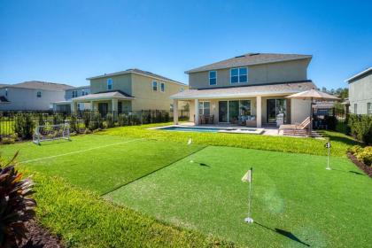 Chic Home with Mini Soccer Field & Golf near Disney - 7715F - image 10