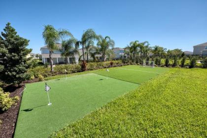 Chic Home with Mini Soccer Field & Golf near Disney - 7715F - image 9