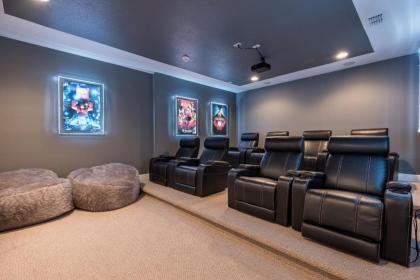 Spectacular Home with Theater & Theme Rooms near Disney - 7734G - image 2